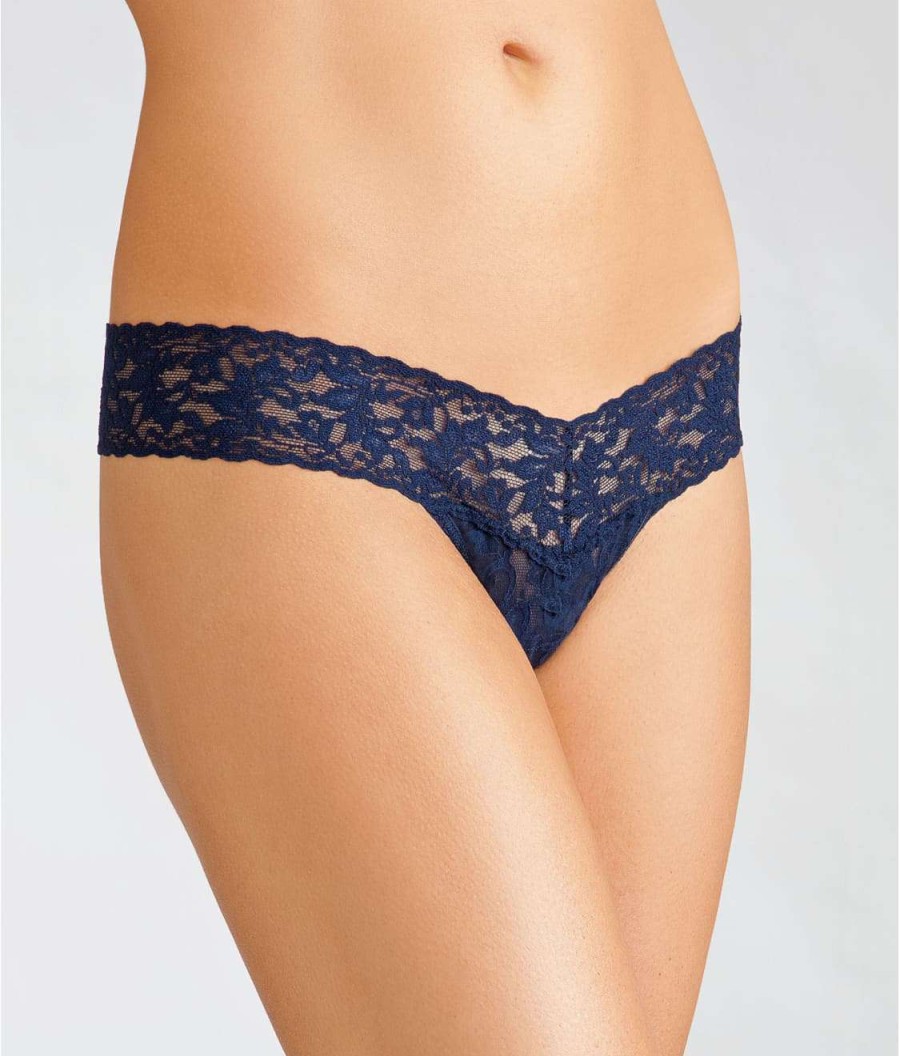 Hanky Panky Panties * | Signature Lace Petite Low Rise Thong Sales Hanky Panky